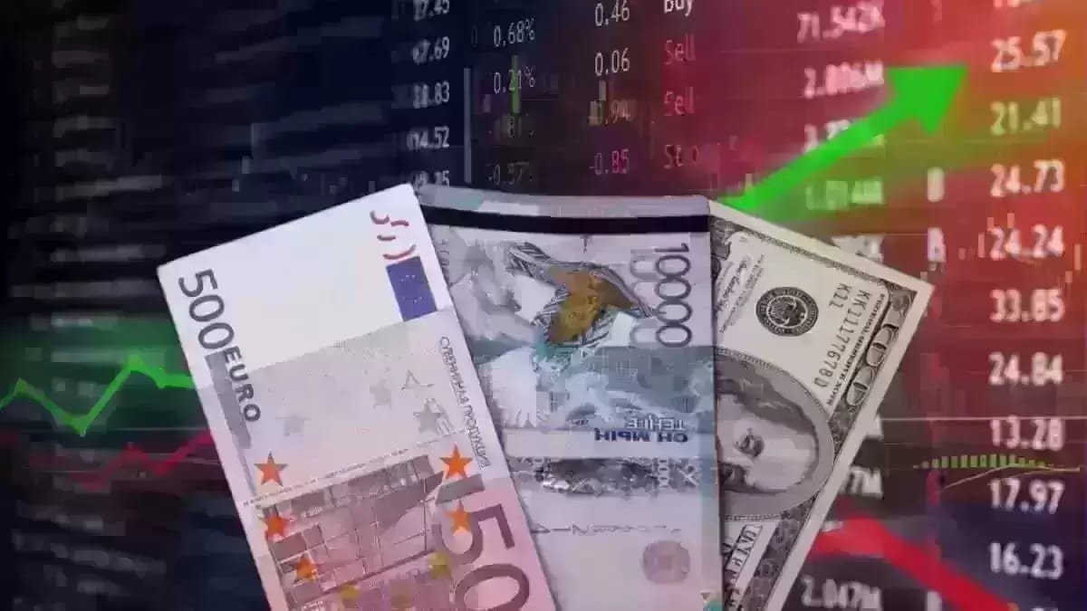 Доллар падает 4 день подряд: курсы валют в Казахстане на 15 мая
