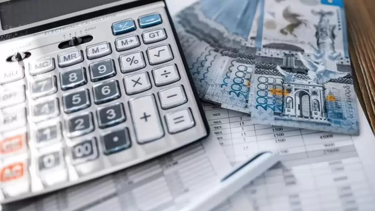 Власти начнут собирать данные о банковских операциях отдельных казахстанцев: подробности