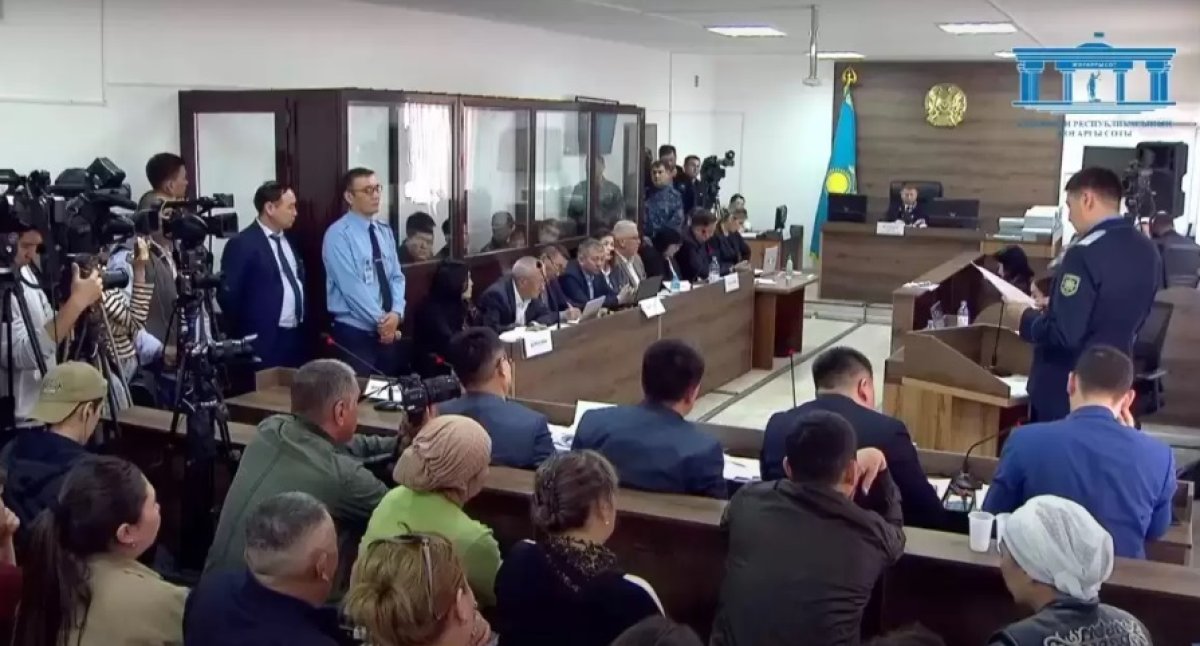 «Видел, как очищал нож»: в суде допросили несовершеннолетнего по делу Шерзата Полата