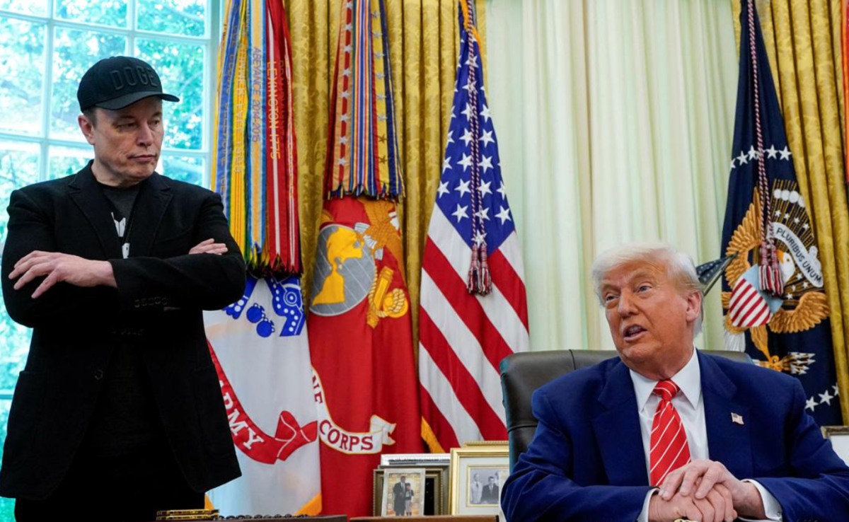 Маск требует импичмент Трампа