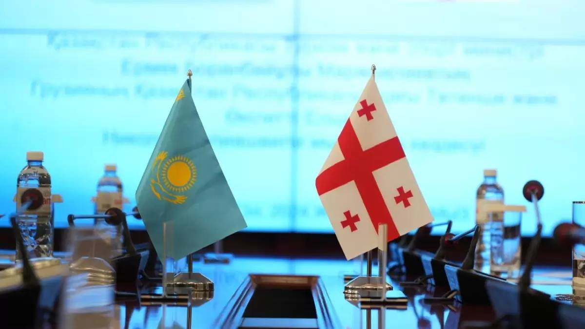 Казахстанцев стали реже депортировать из Грузии после скандала в соцсетях — МИД