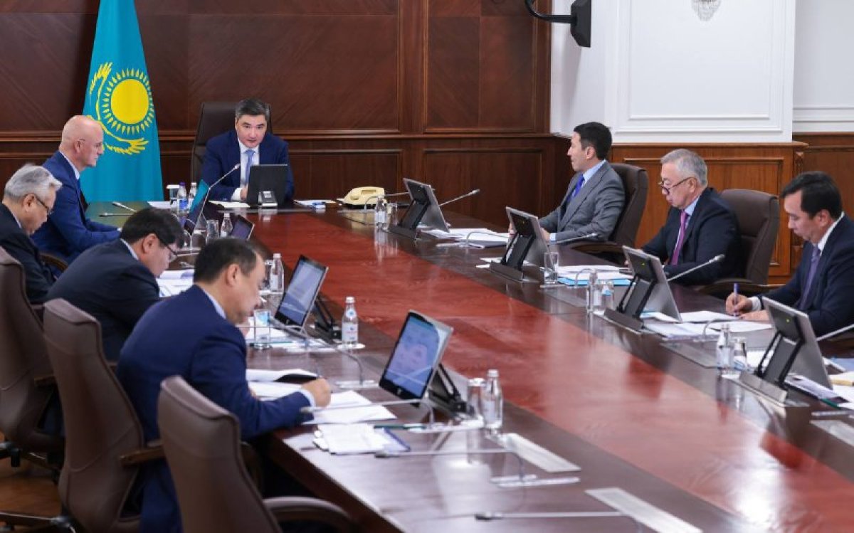 Бектенов дал поручения Минтранспорта и “Самрук-Казына”
