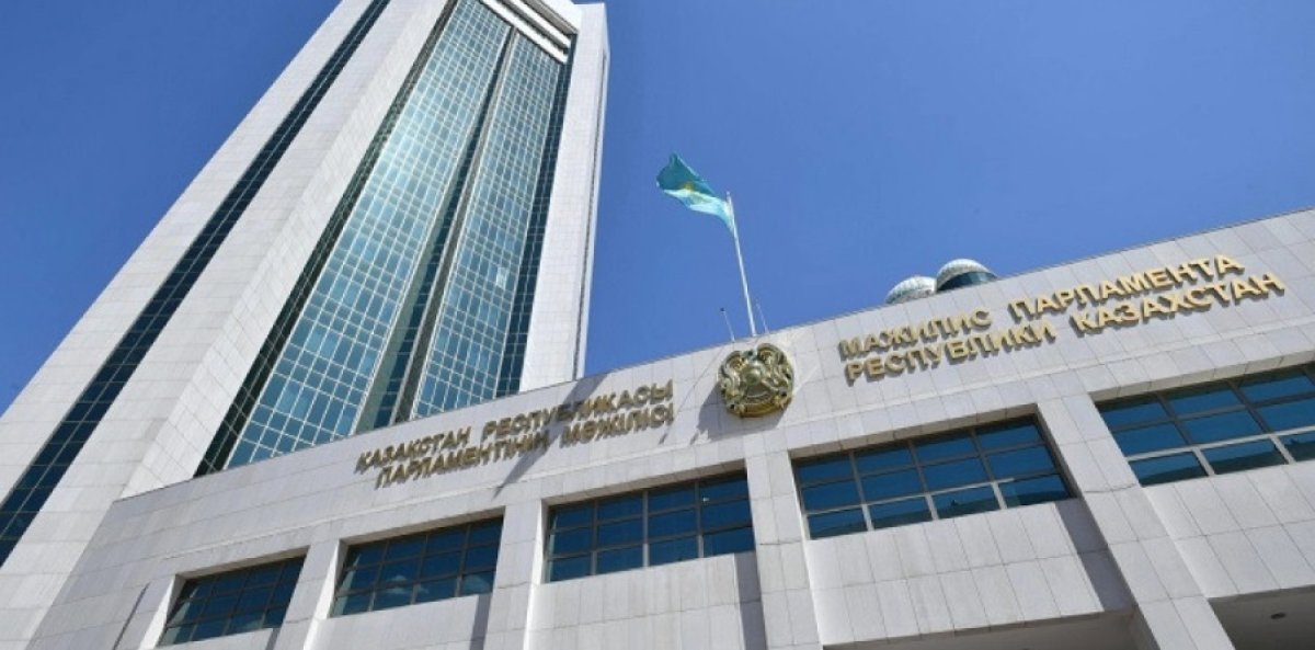 Совместное заседание палат парламента созвали в Казахстане