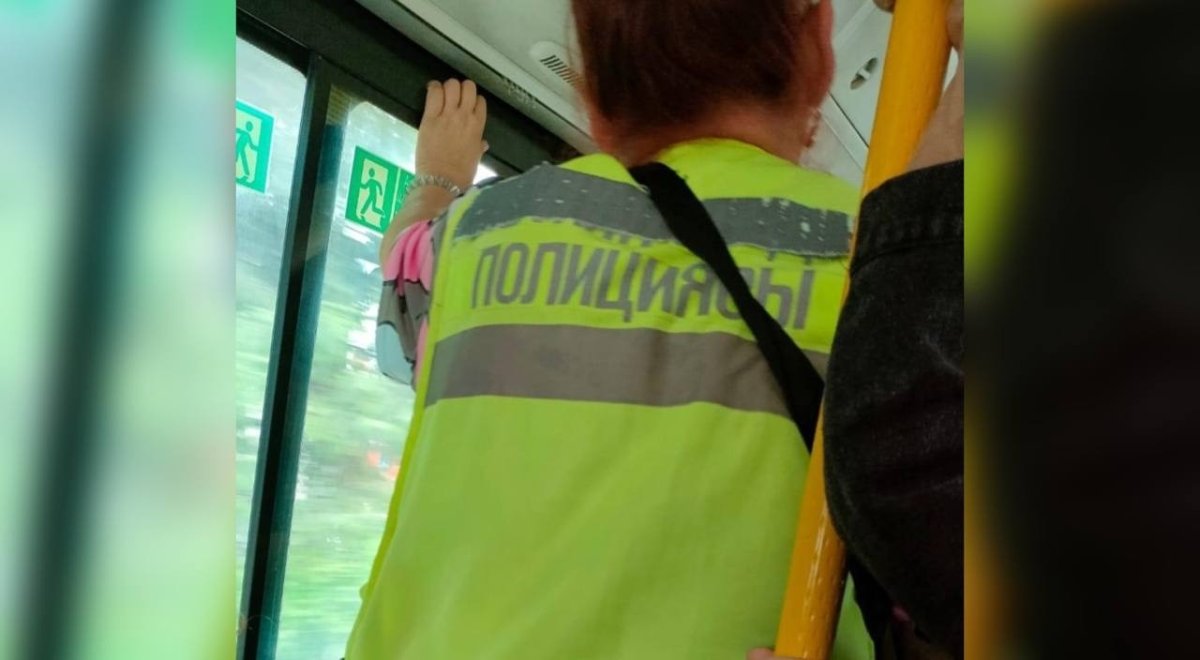 Кондуктора оштрафовали из-за жилета в Петропавловске