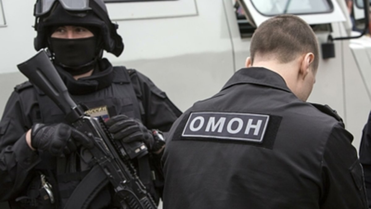 Массовое задержание азербайджанцев провел ОМОН близ Москвы