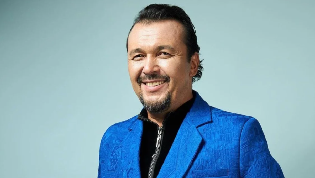 Казахстанский певец выпил перед рейсом и устроил скандал