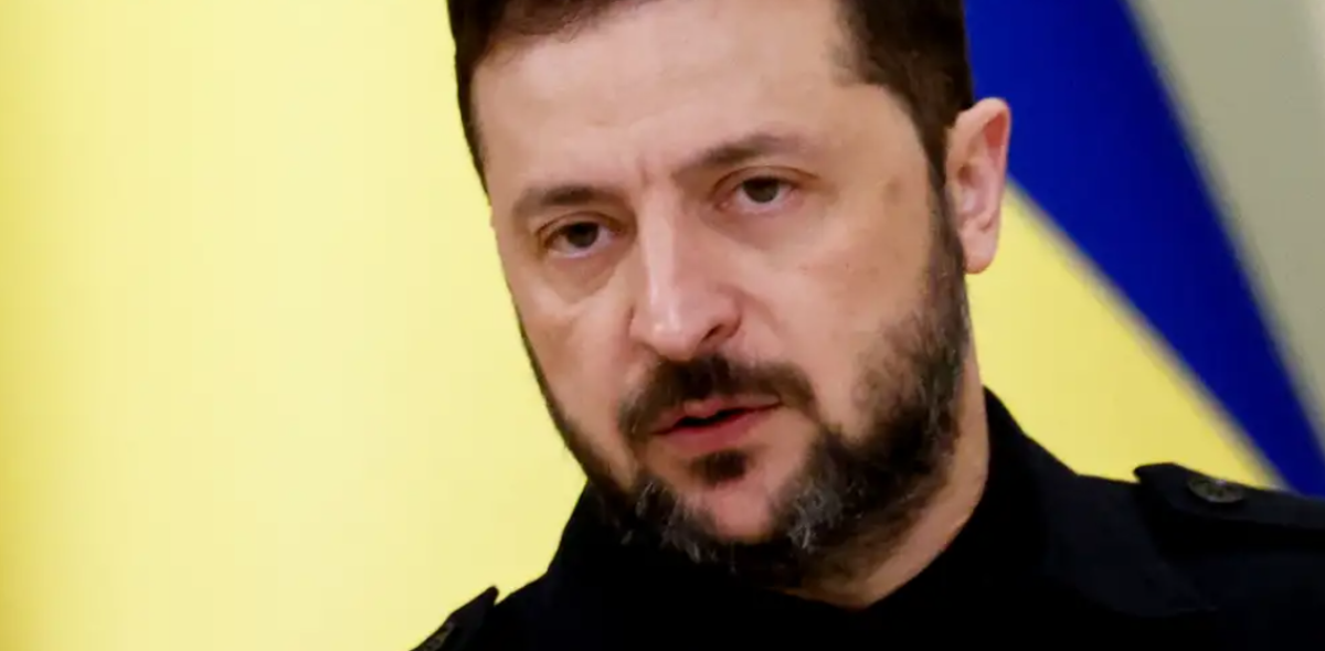 Зеленский заявил о готовящемся наступлении РФ с Донбасса