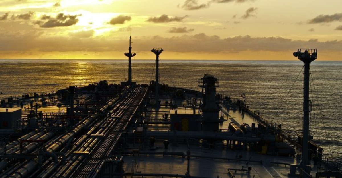 Индия продолжает покупать нефть у России, несмотря на пошлины Трампа