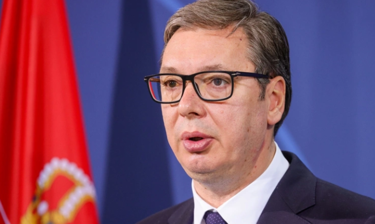 “Я не диктатор”: президент Сербии пообещал не баллотироваться на третий срок