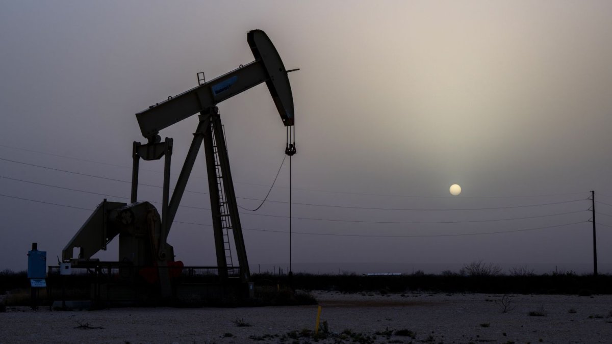 Нефть подорожала перед встречей Путина и Трампа на Аляске