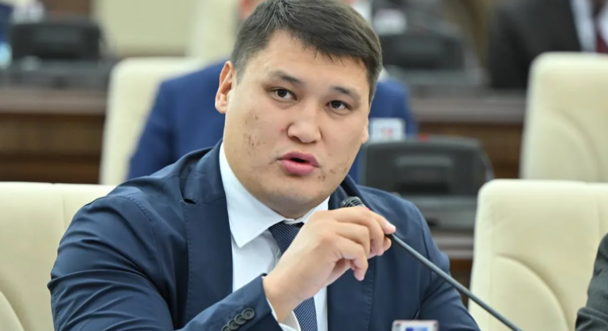 Суд требует личных показаний Руслана Берденова по делу о покушении