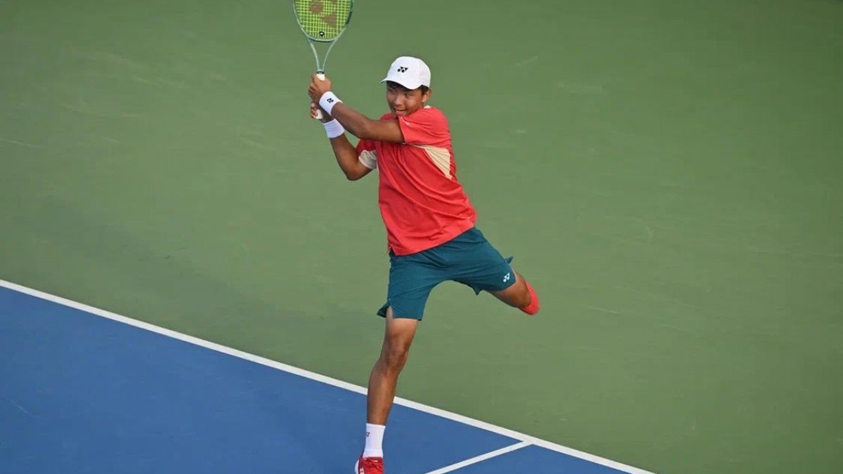 Казахстанский талант выбил фаворита юниорского US Open