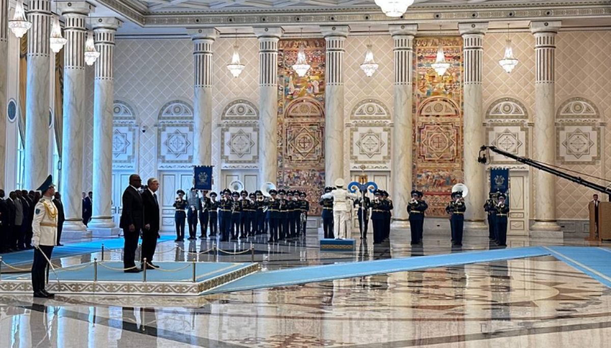 Президента ДР Конго Феликса Чисекеди встретили в Астане