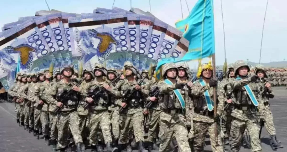 Важную проблему казахстанской армии назвал политолог Досым Сатпаев