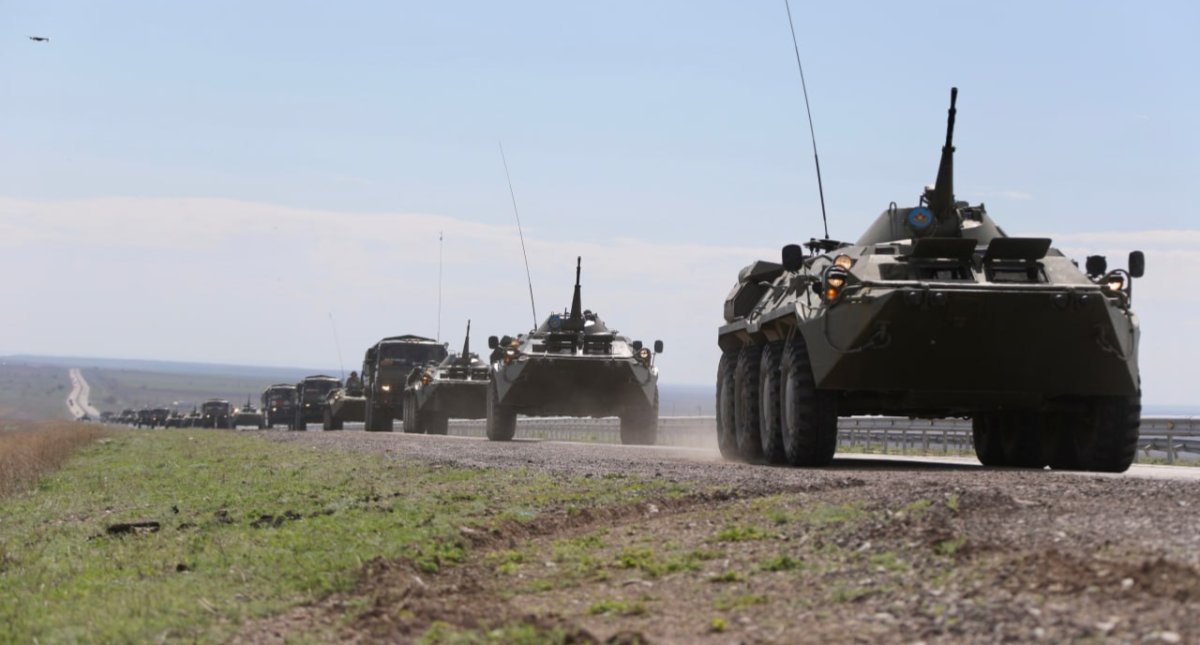 Военная техника начнет перемещаться по Казахстану