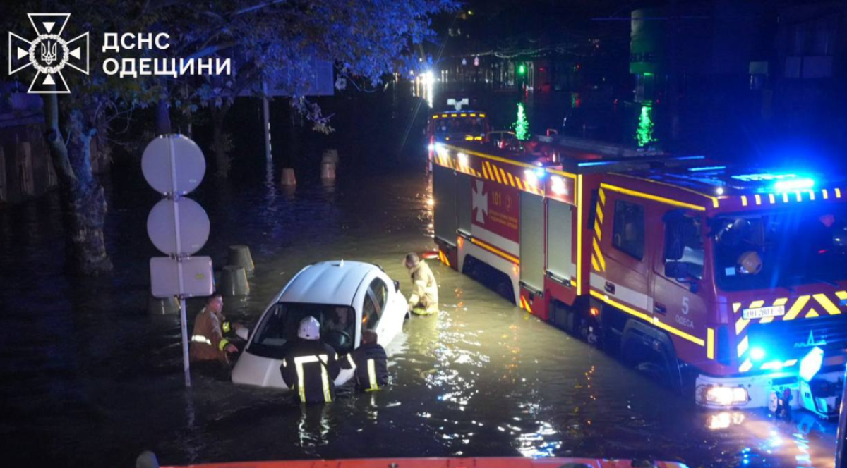 Девять человек погибли в Одессе из-за мощного ливня