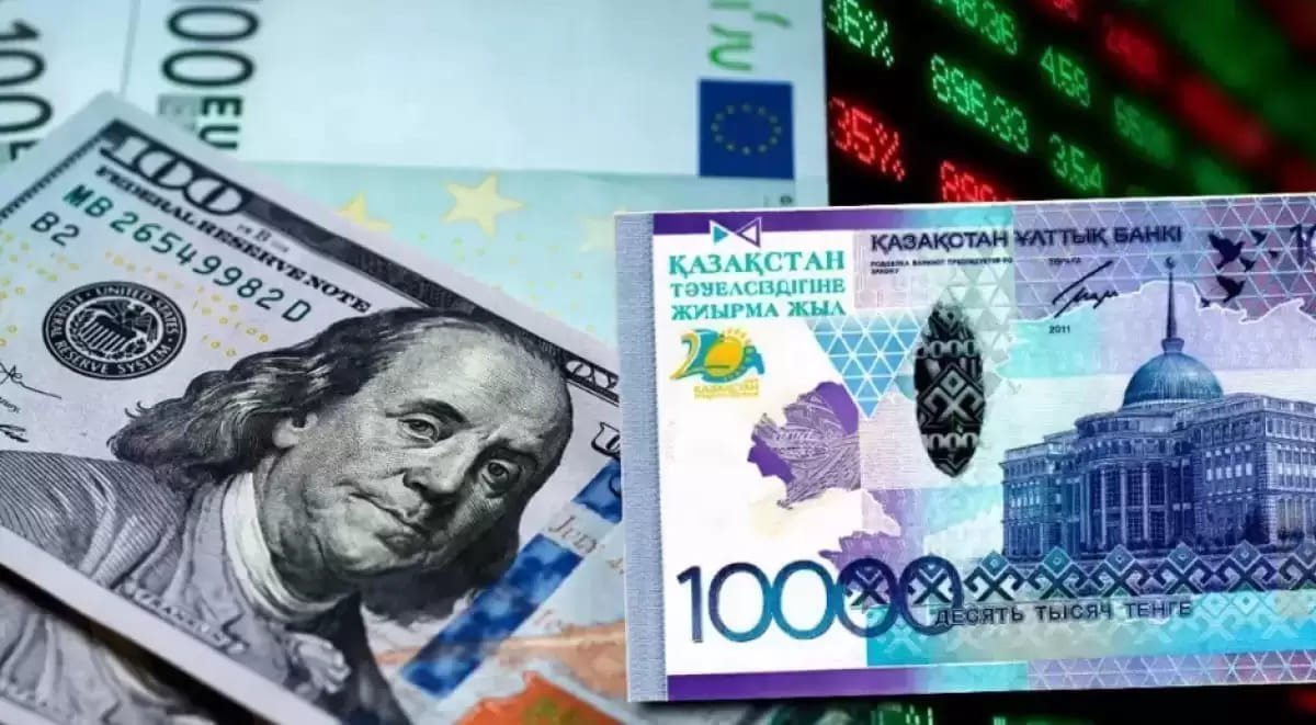 Казахстан оказался в лидерах по росту курса доллара в СНГ