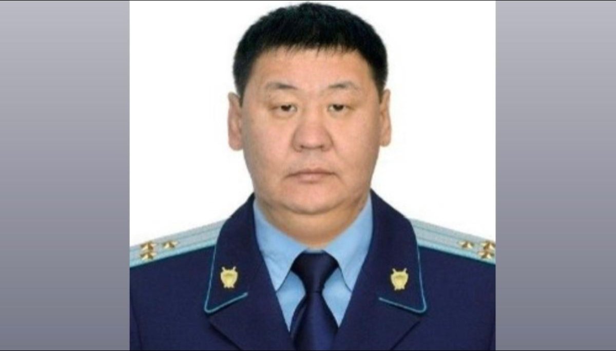 Мягким приговором за взятку отделался прокурор Рудного