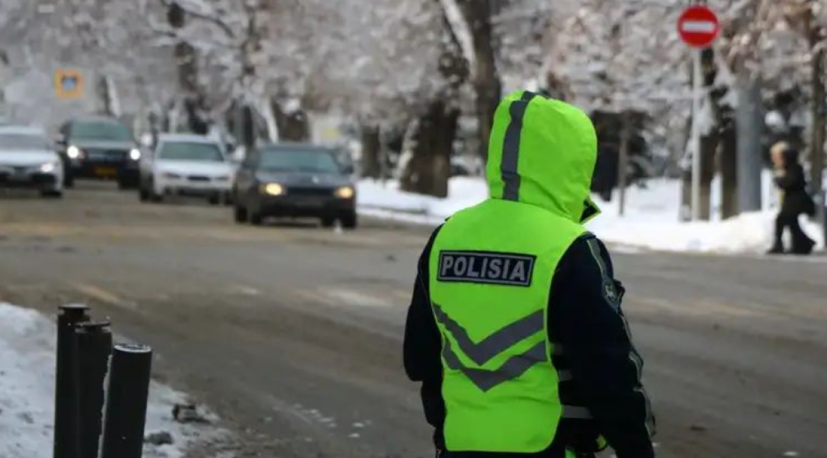 17 ДТП произошло в Алматы после снегопада: пострадали шесть человек