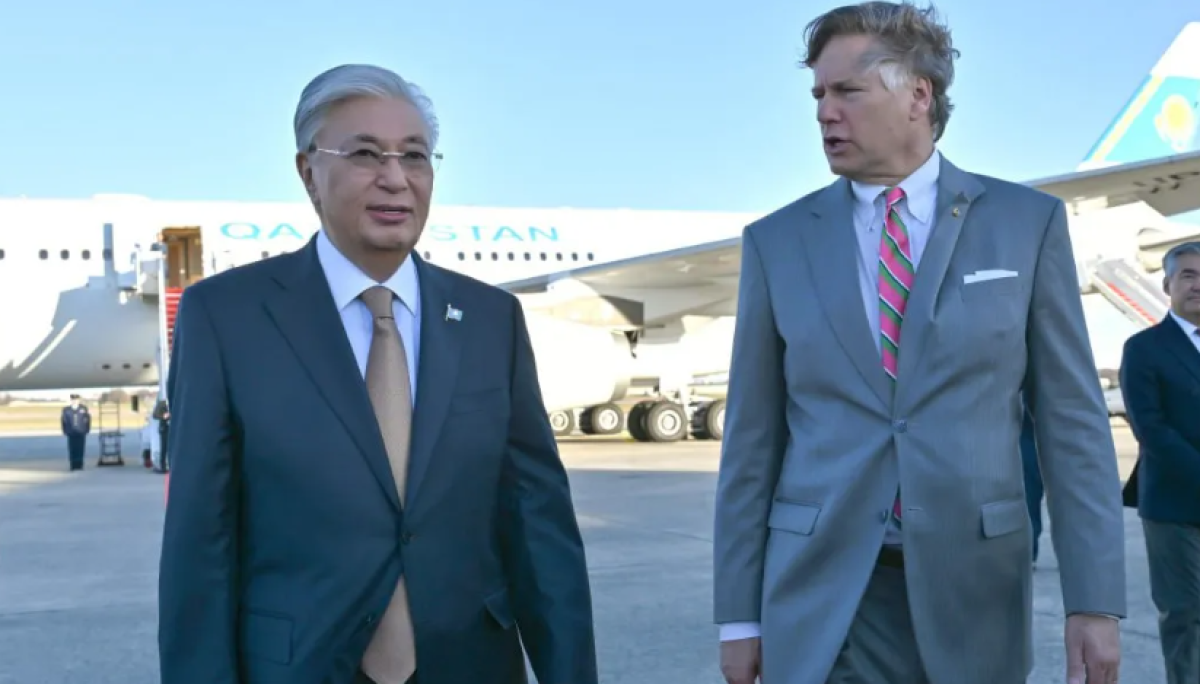 Токаев прибыл с визитом в Вашингтон