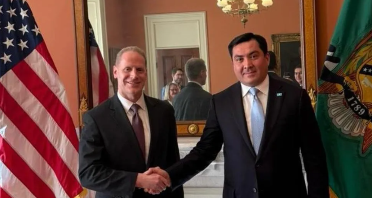 Казахстан и США обсудили санкционные риски для экономики