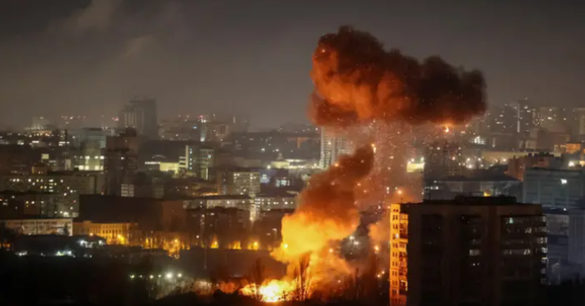 “Атака с целью навредить людям”: Россия нанесла массированный удар по Киеву