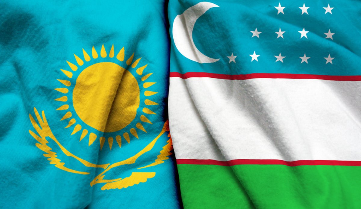 "Зависть и борьба за лидерство": кто стравливает казахов и узбеков