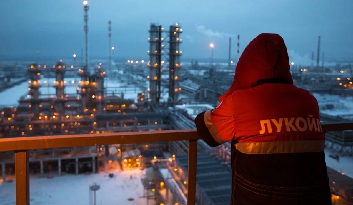 Активы "Лукойла" в Казахстане "предложили" Китаю