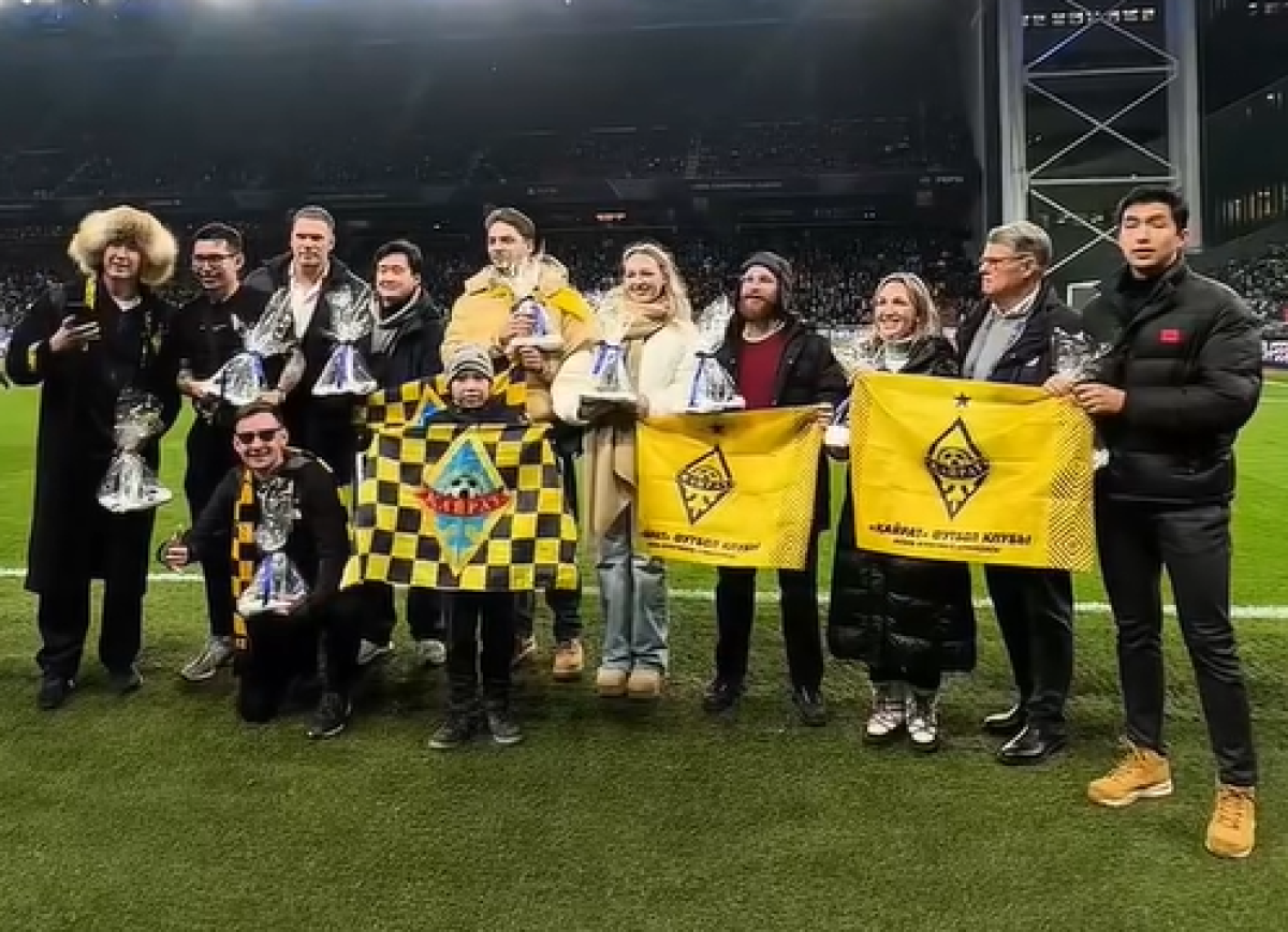 Трогательный жест: «Копенгаген» провел перформанс для казахстанских фанатов