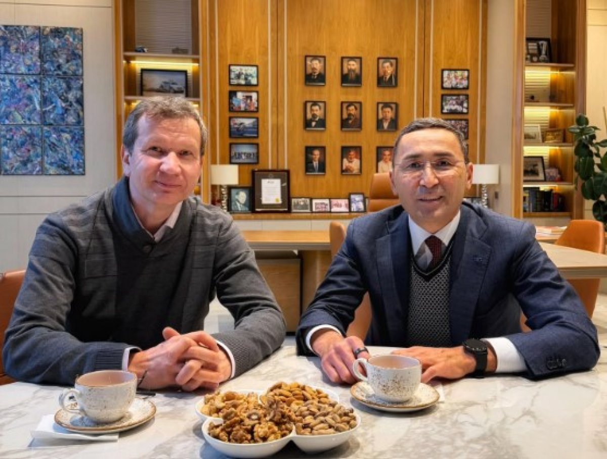 Айдын Рахимбаев рассказал о казахских корнях австралийского кардиохирурга