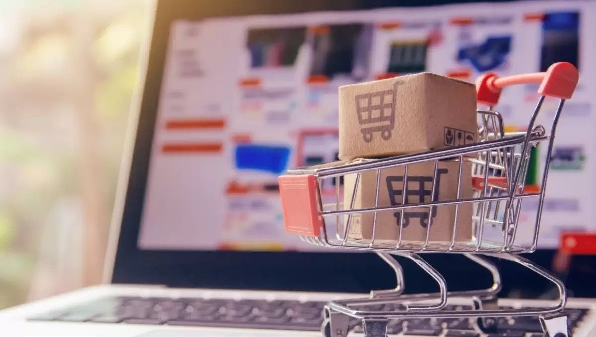 Каталог раздора: в Минторговли прокомментировали возможность остановки всей онлайн-торговли с 2026 года
