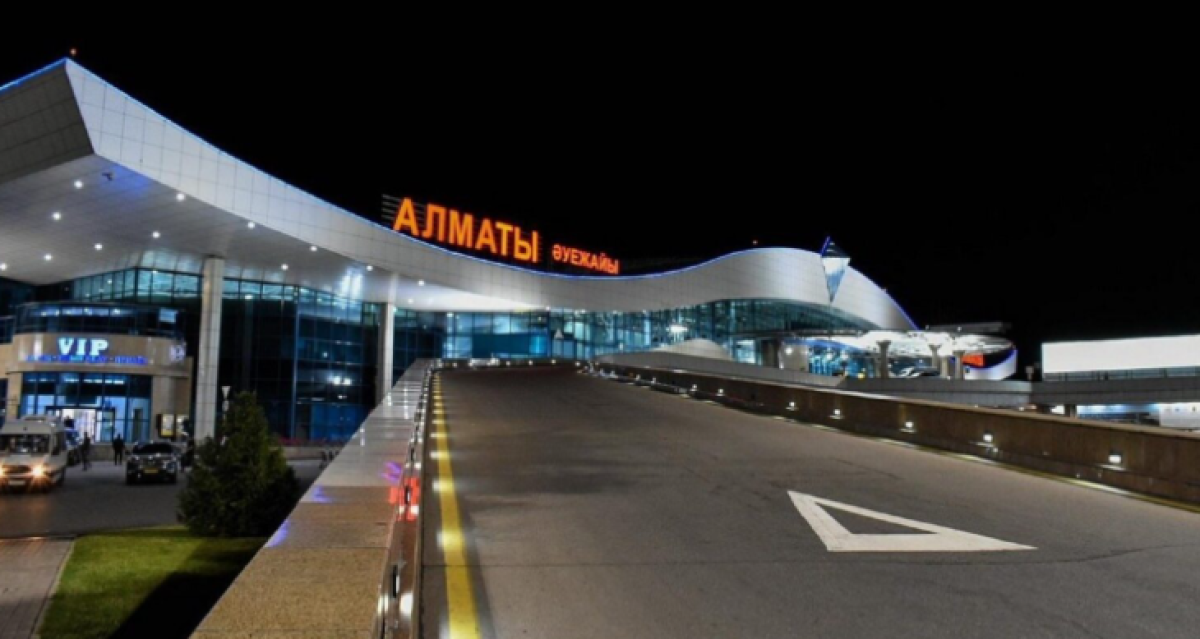 В аэропорту Алматы ограничат движение транспорта