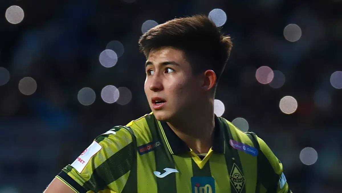 Футболист Дастан Сатпаев вошёл в десятку самых перспективных нападающих мира