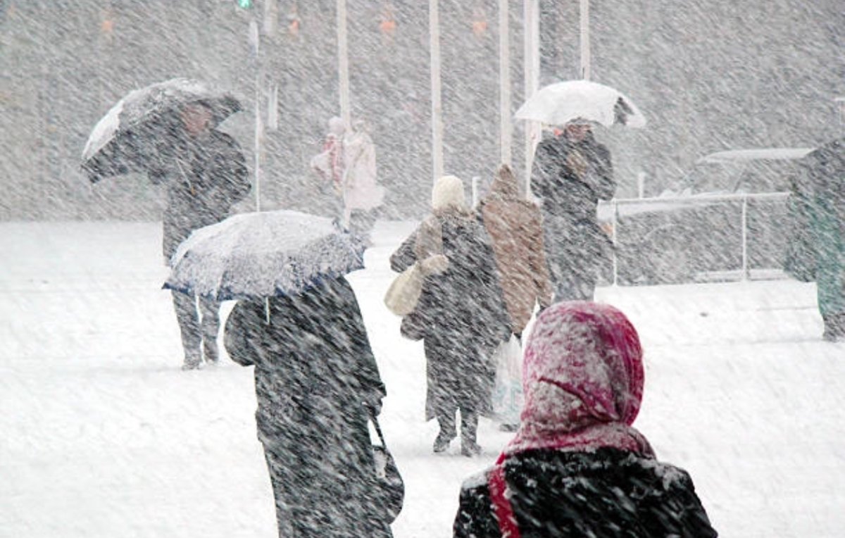 Власти Алматы призвали горожан быть осторожнее из-за погоды