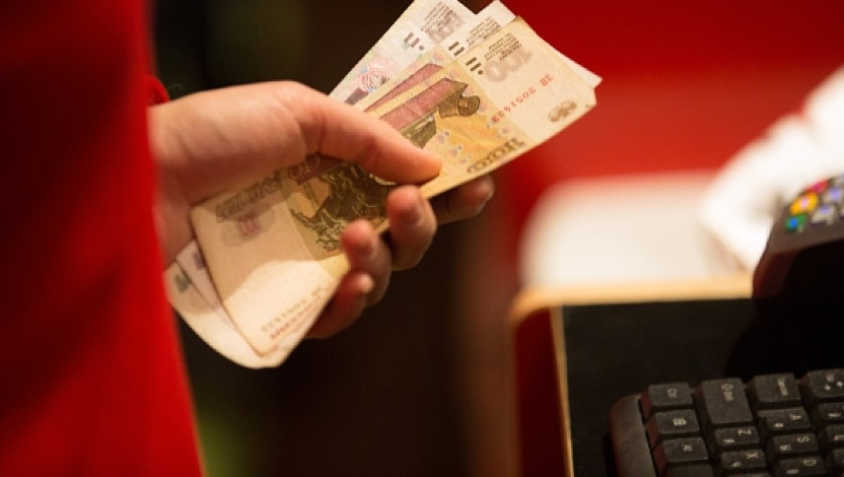 Еще один магазин перешёл на рубли в Казахстане