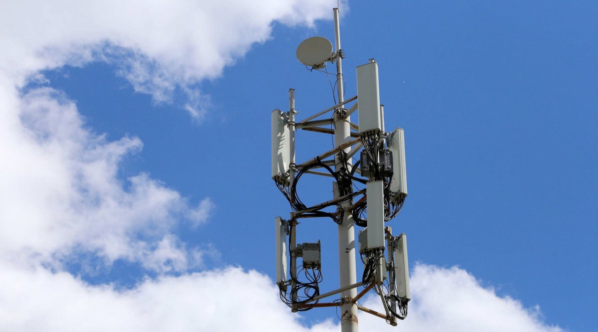 Шымкентцы противостоят сотовому оператору