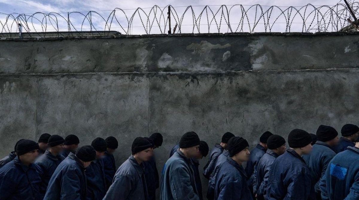 Как казахи оказались в лагере для военнопленных в Украине