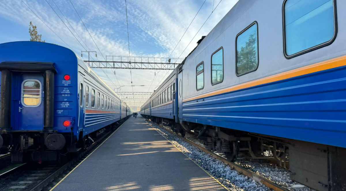 В Казахстане поезд насмерть сбил четырех рабочих