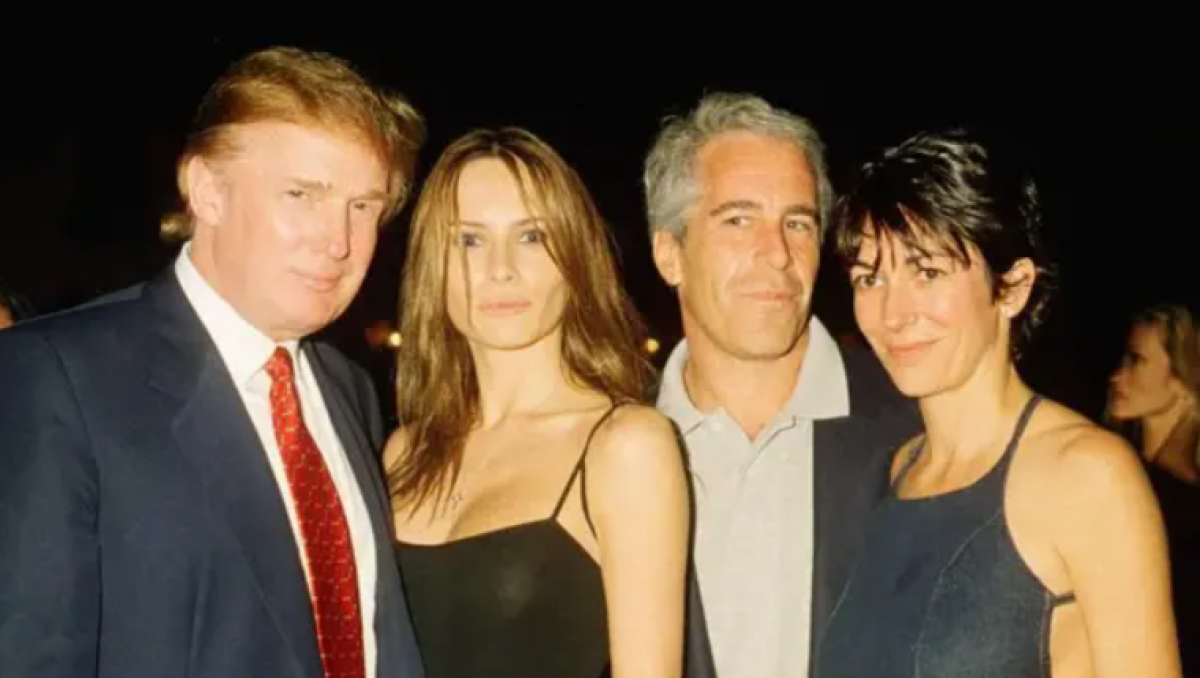 Фото с Трампом исчезло из материалов дела Эпштейна