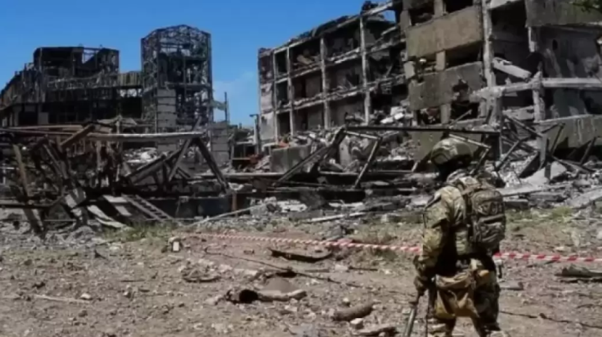 Несколько областей Украины “почти полностью” обесточены после атак России