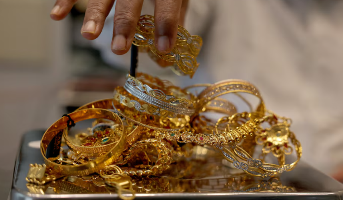 Золото продолжает рост, серебро и платина достигли рекордов на фоне ажиотажа