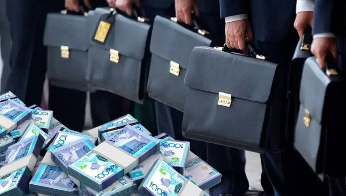 Руководство СПК получило 14 премий за год: о «циничных» выплатах топ-менеджерам заявили в Казахстане