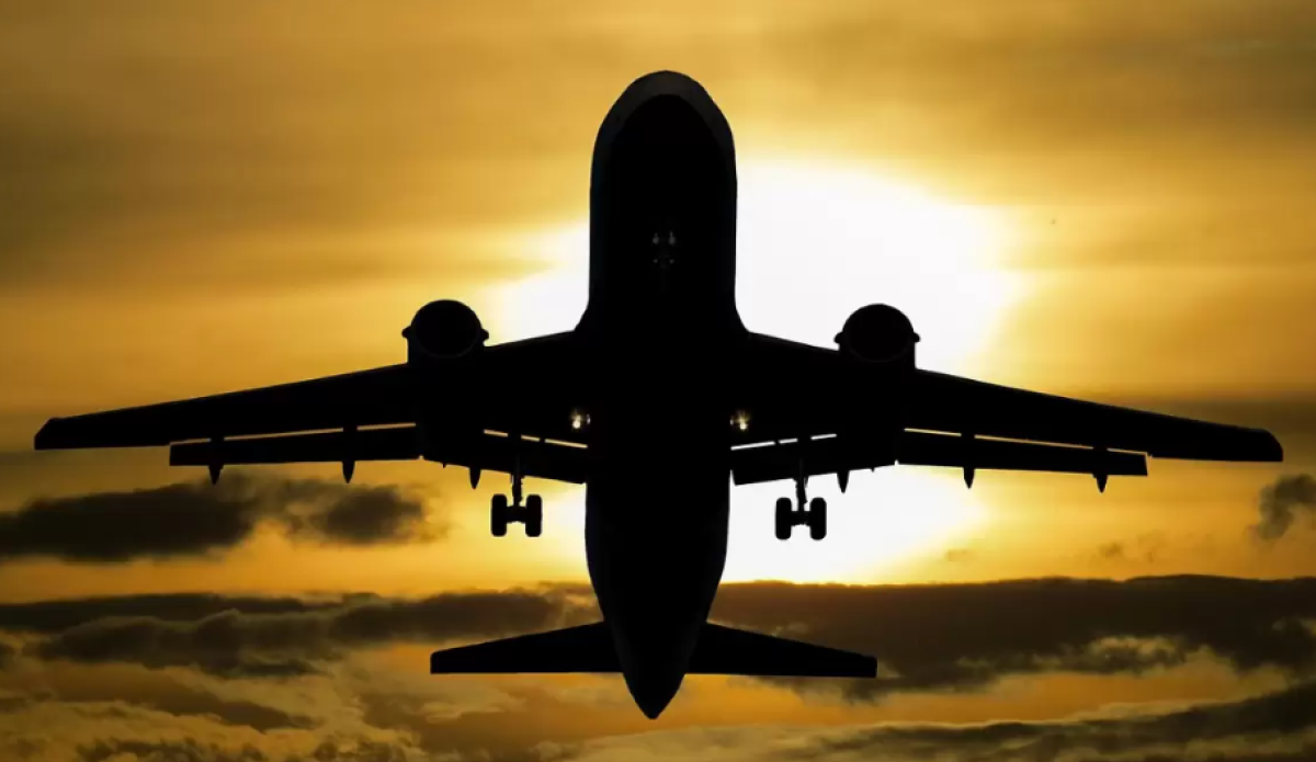 Вылетевший из Фукуока самолет Air Astana не смог долететь до Алматы