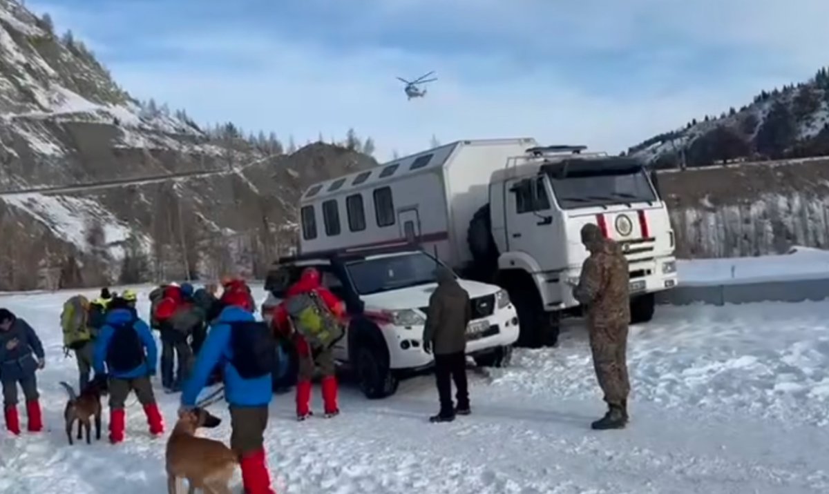 Трое парней ушли в горы в Алматы и пропали: одного нашли погибшим