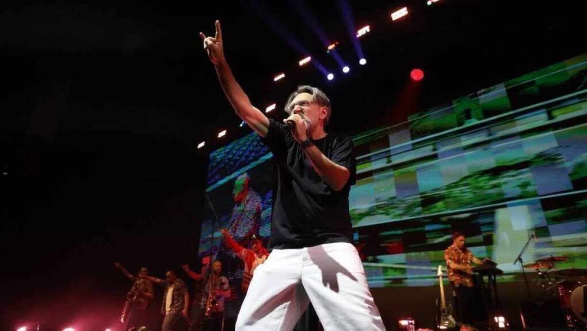 Посвящавший Путину стихи российский артист собрался в Казахстан