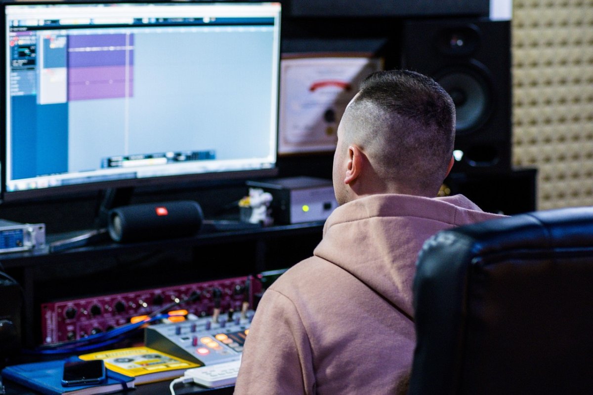 Он называл себя хакером: кто на самом деле раскрыл исчезновение семьи из Жангелдина