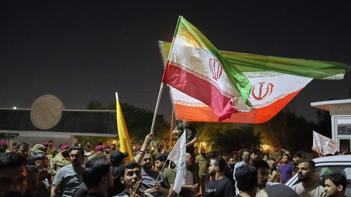 К смертной казни приговорят протестующих в Иране