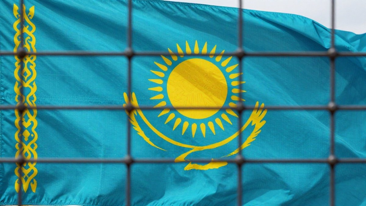 "Токсичное" окружение Казахстана: эксперт о новых санкционных рисках для Астаны
