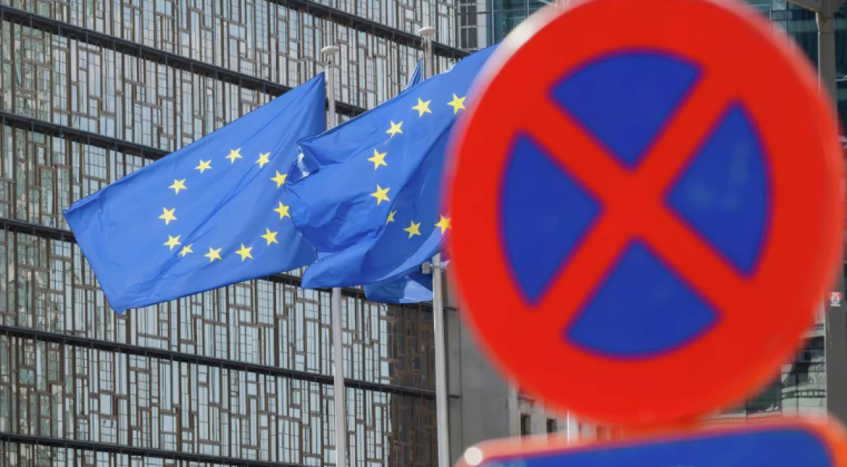 Евросоюз снизит потолок цен на российскую нефть с 1 февраля