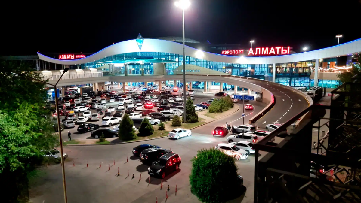 Аэропорт Алматы сообщил о задержках рейсов